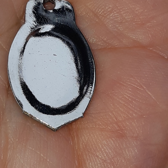 Charlevoix Pendant or Charm Souvenir - Picture 3 of 4